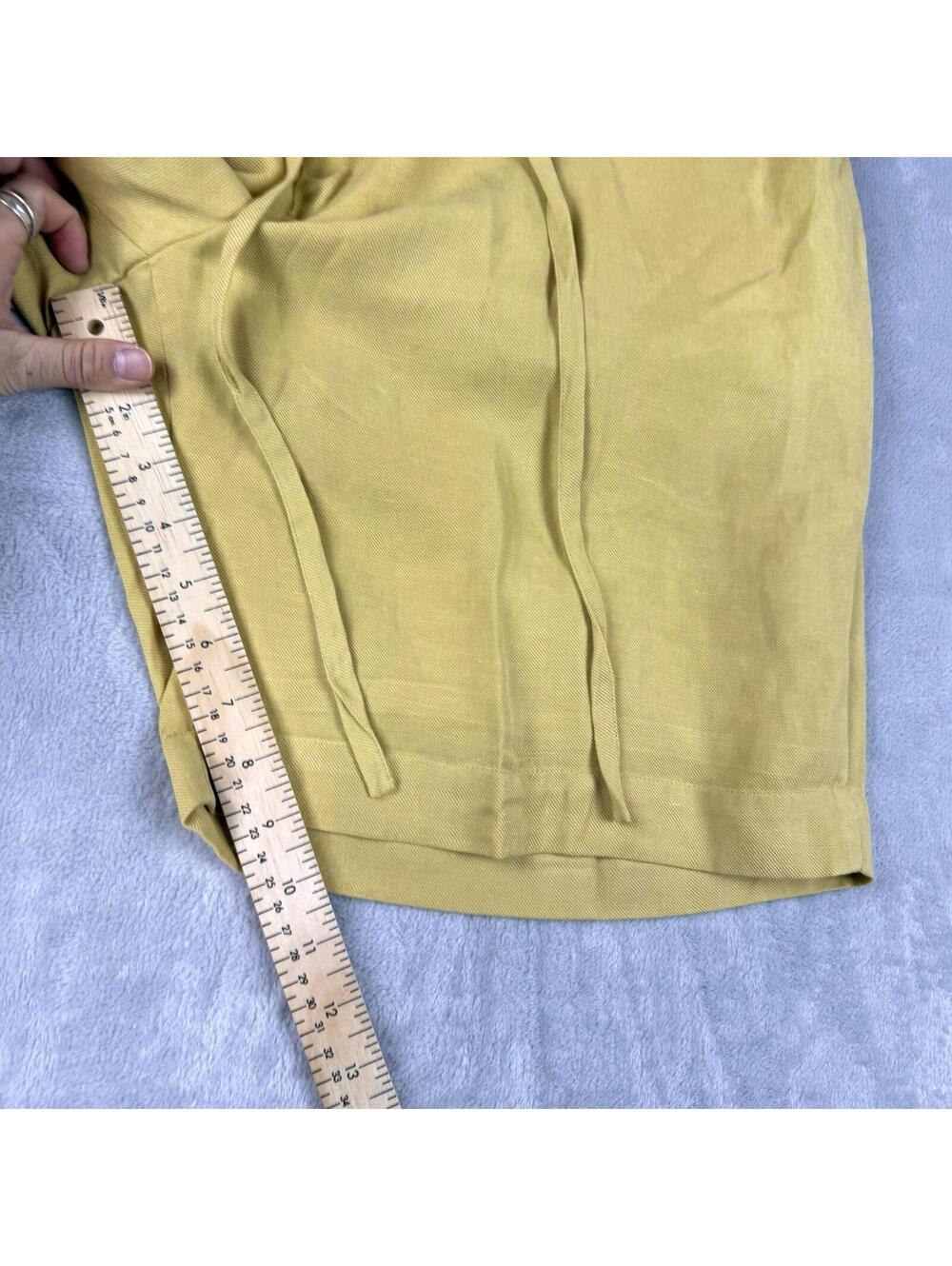 Bugatchi Uomo Linen Silk Shorts Yellow Drawstring Elastic Waist Mens L Preppy - Picture 5 of 9